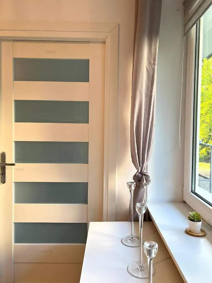 2-Rooms Cute Apartment, Metro, Wi-Fi - By Hik Apartments Warszawa 0*,