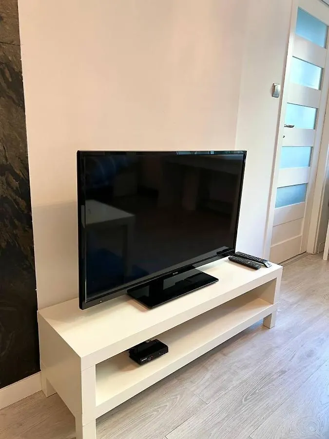 2-Rooms Cute Apartment, Metro, Wi-Fi - By Hik Apartments Warsaw