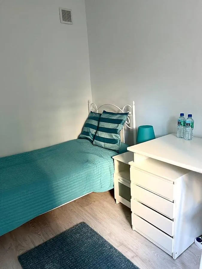 2-Rooms Cute Apartment, Metro, Wi-Fi - By Hik Apartments contacts